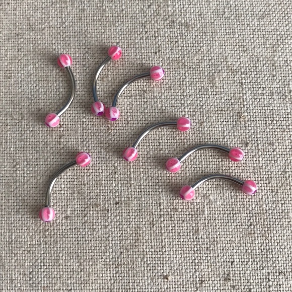16g curved barbell - Picture 1 of 3